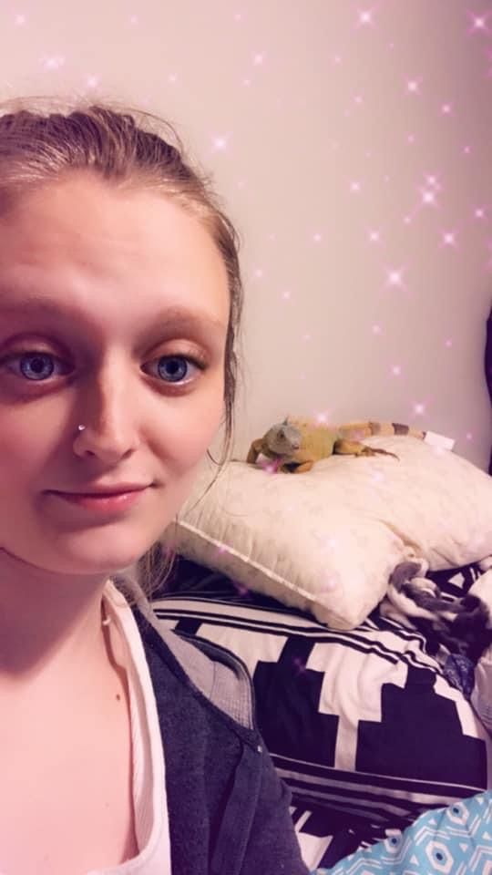 ruby2spicy - Professional Cuddler & Snuggle Buddy With Cuddle Companions