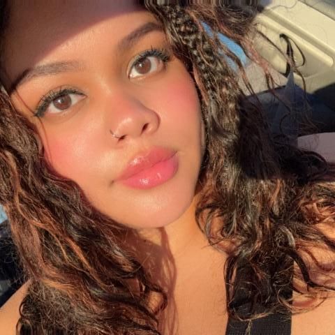 Cute Michell sweetmichelleco - Professional Cuddler & Snuggle Buddy With Cuddle ...